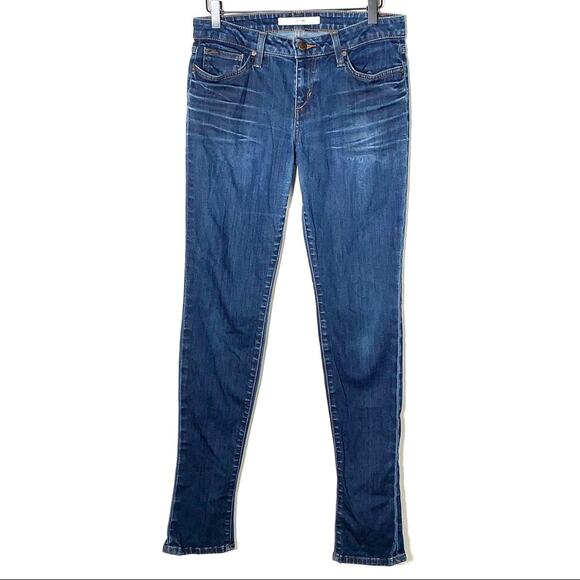 Joe's Jeans Denim - Joe’s medium wash Chelsea fit skinny jeans size 28 B115